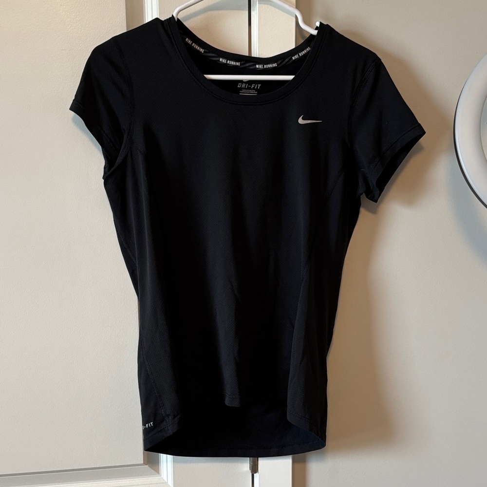 Nike Dri-Fit Women's Black Short Sleeve Tee